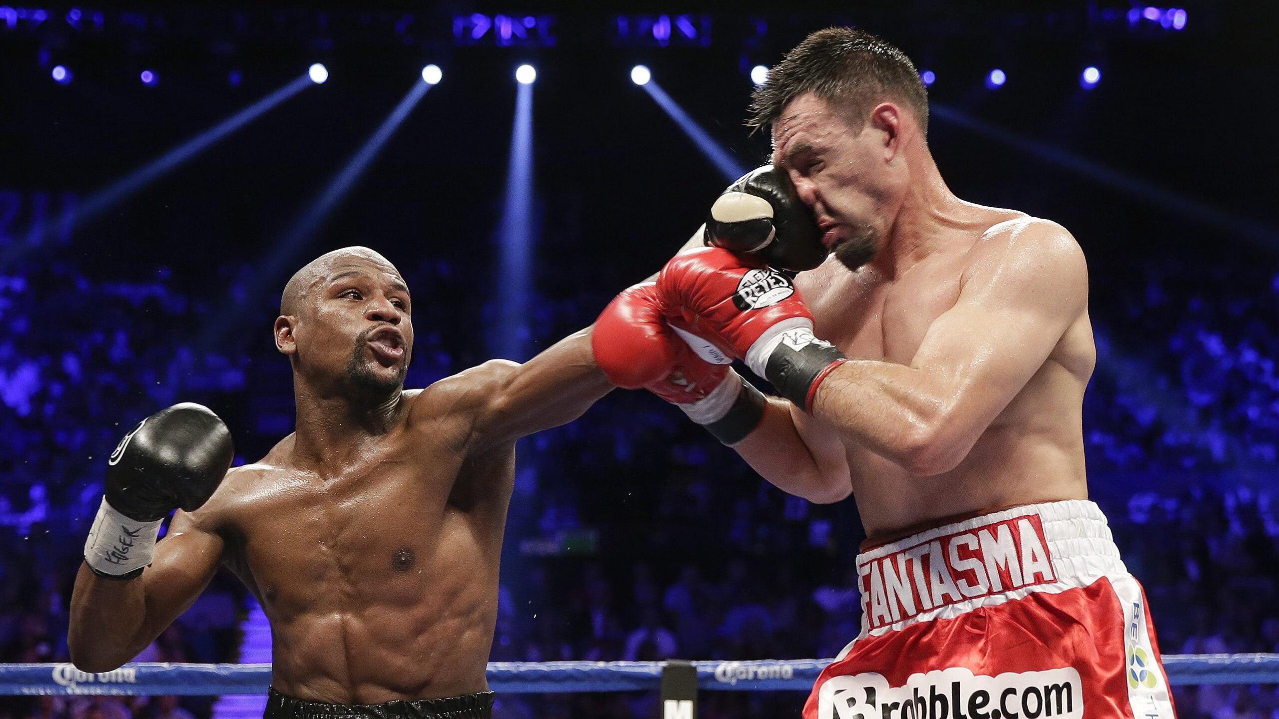 史上最“神奇”的比赛：库里在快船对决中首节投中五个远三，创造赛季纪录！